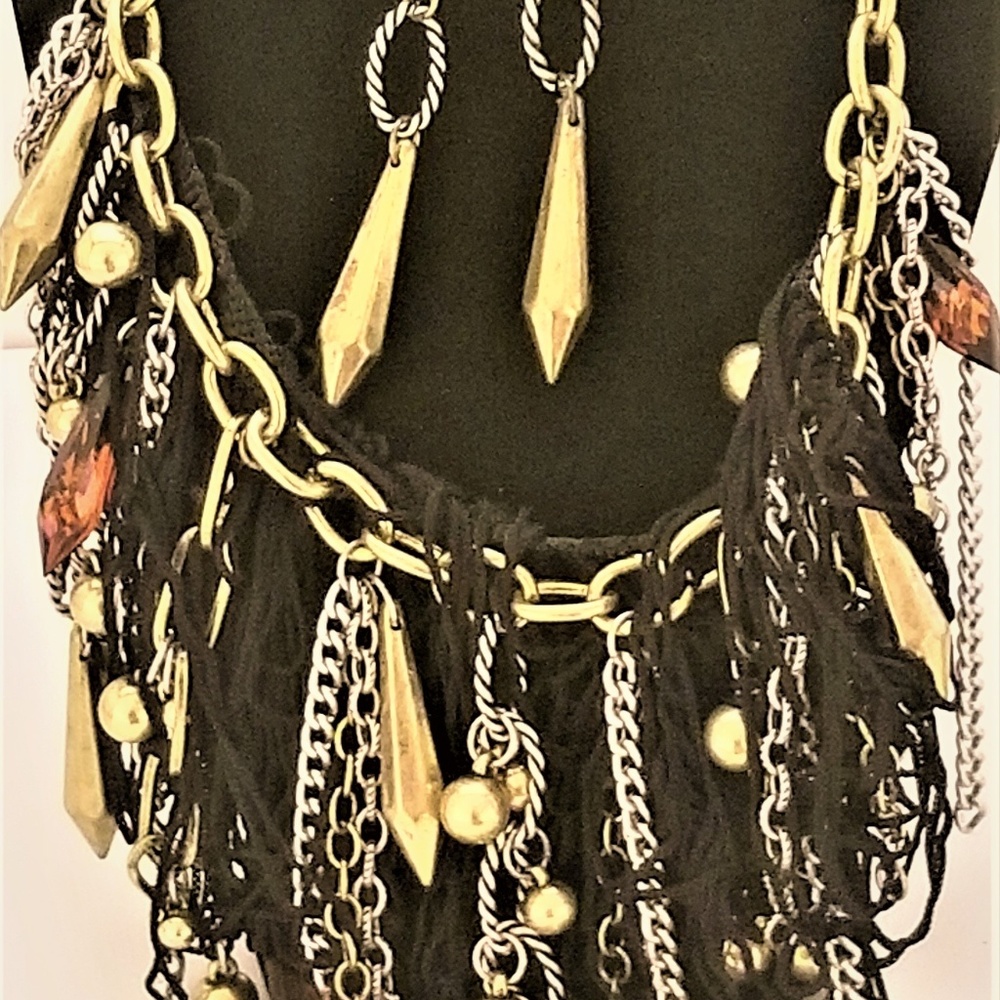 Beautiful mess antique style handmade necklace